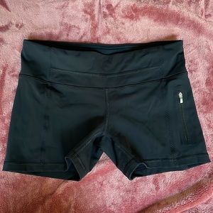 Lululemon short biker shorts